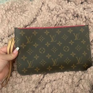 Louis Vuitton Monogram Wristlet (Neverfull GM)